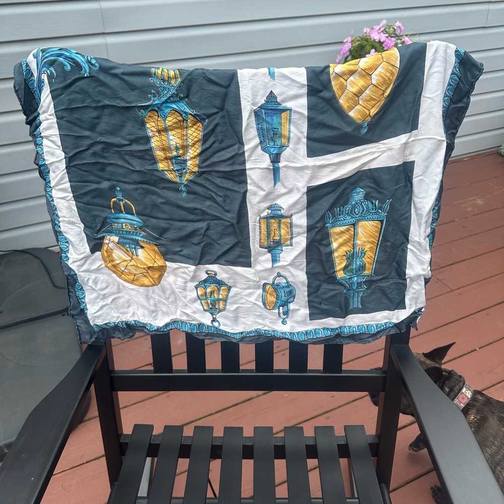 Vintage Elegant Lantern Print Scarf Women’s blue and gold Made in Italy 🇮🇹